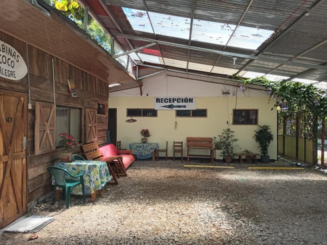Cabinas Coco Alegre エクステリア 写真